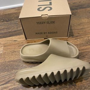 Women’s Adidas Yeezy Slide Earth Brown